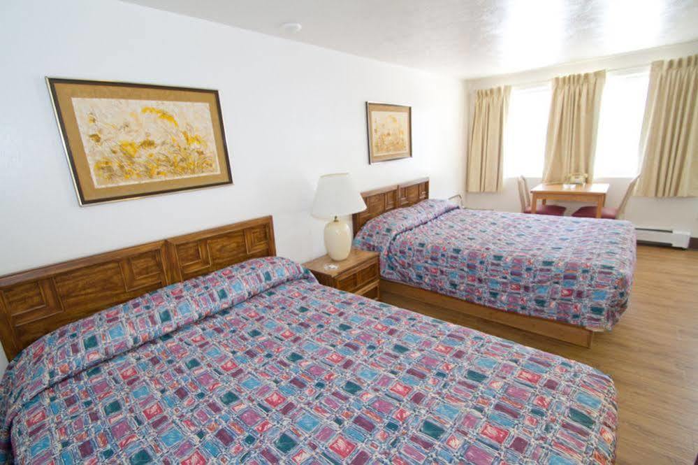 Brooks St. Motor Inn มิสซูลา ภายนอก รูปภาพ